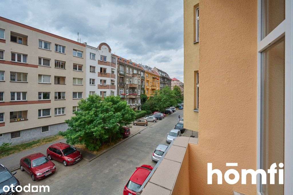 Kawalerka 30m2 z balkonem i piwnicą - Huby