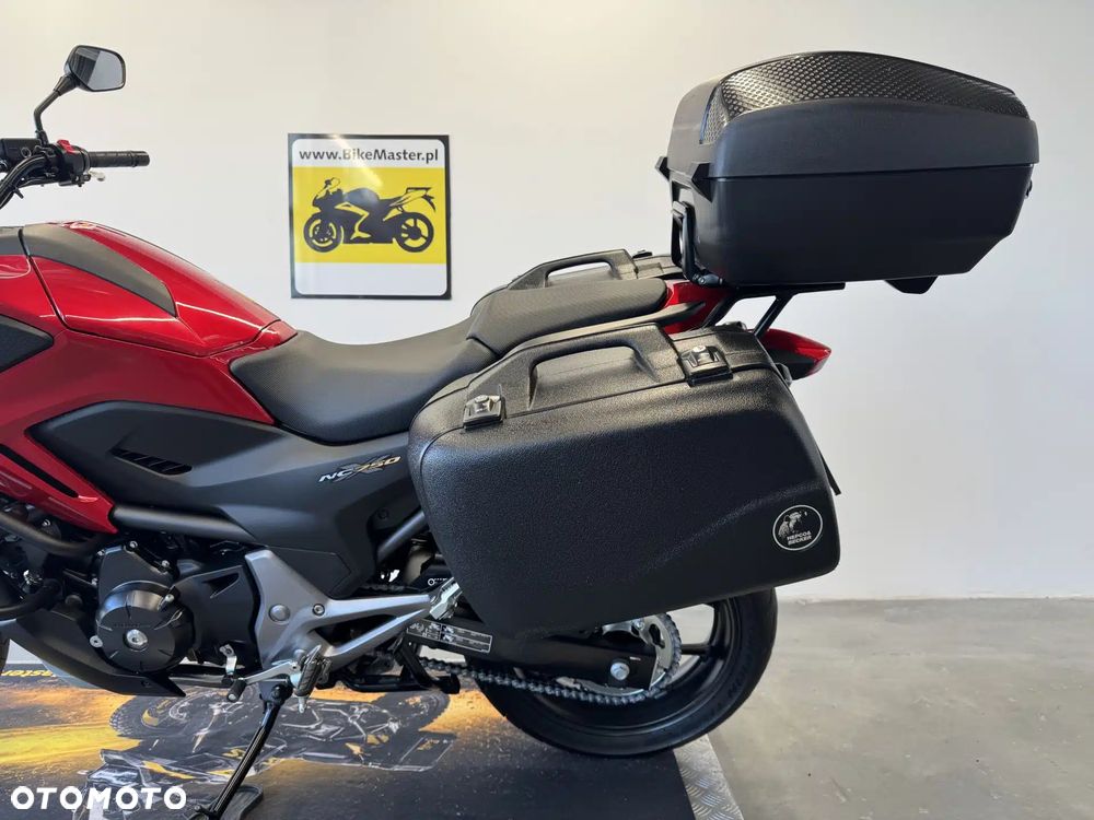 Honda NC - 28
