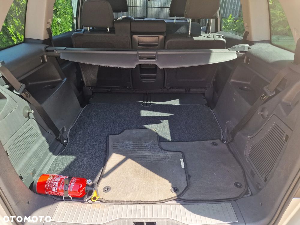 Opel Zafira - 18