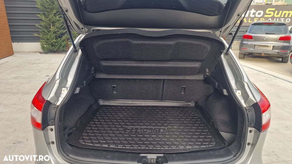 Nissan Qashqai 1.6 DCI Xtronic TEKNA - 34
