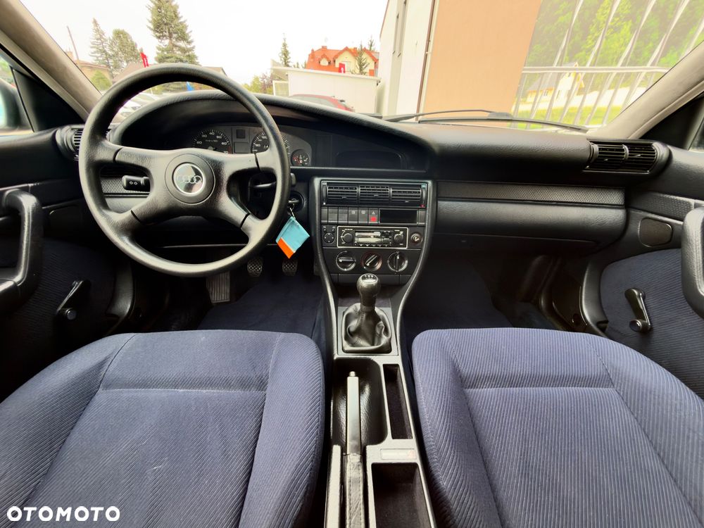 Audi 100 - 27