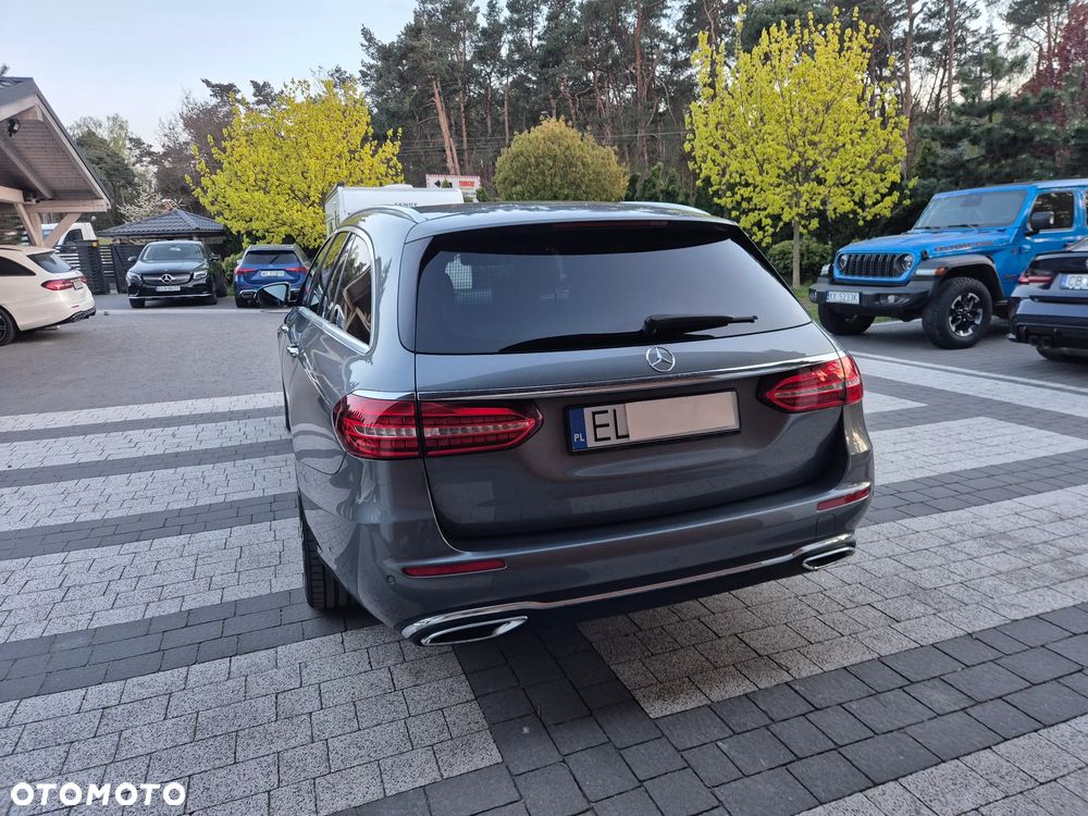 Mercedes-Benz Klasa E 220 d 4-Matic Exclusive - 15