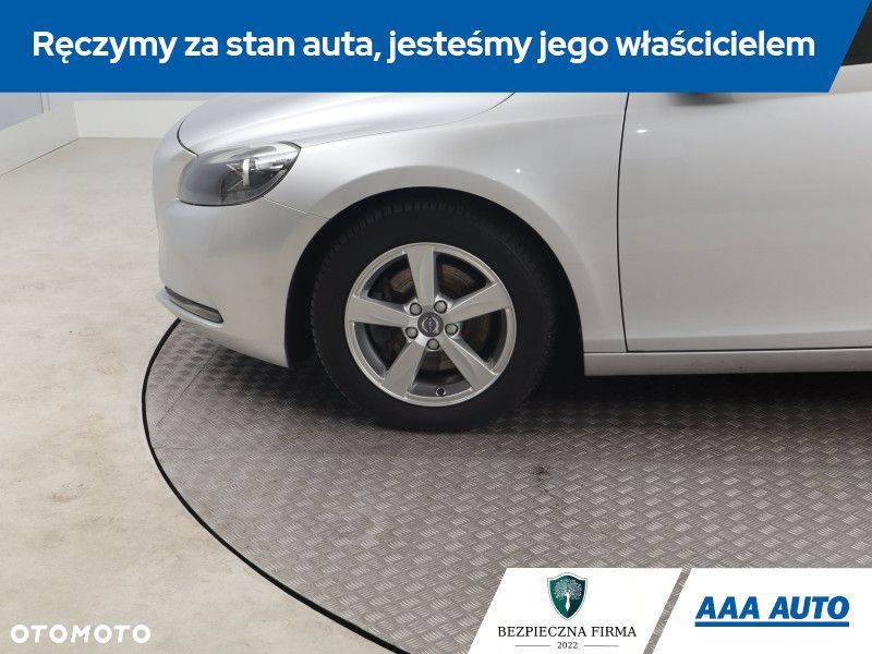 Volvo V40 - 17