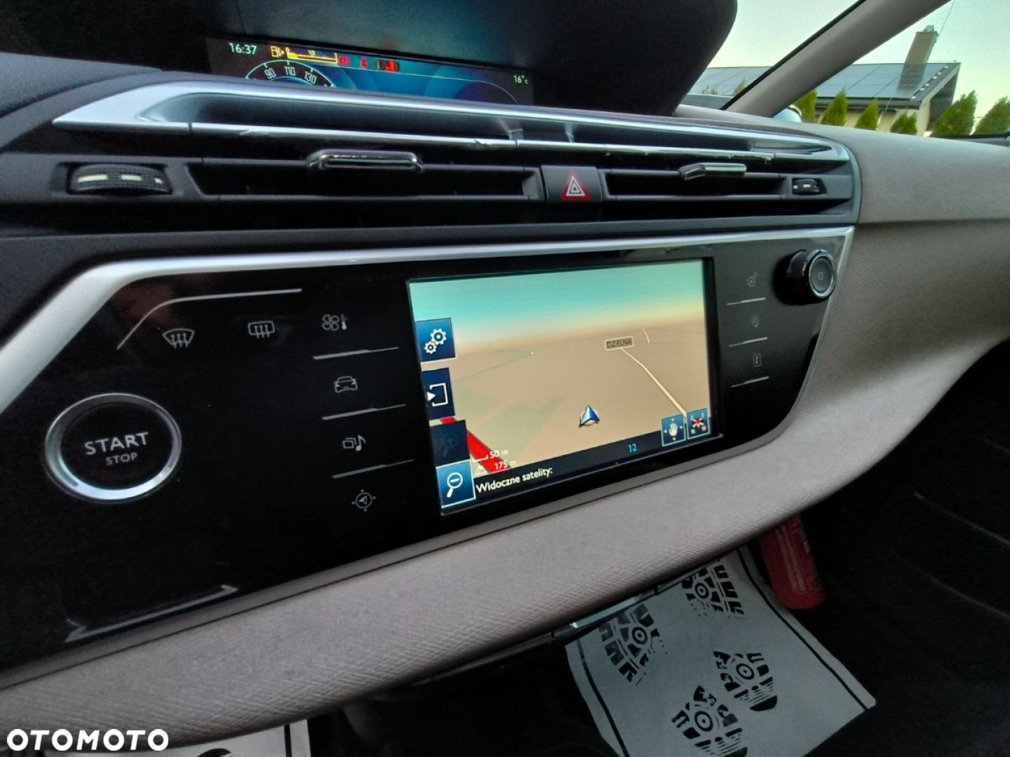 Citroën C4 Picasso 1.6 e-HDi Exclusive - 10