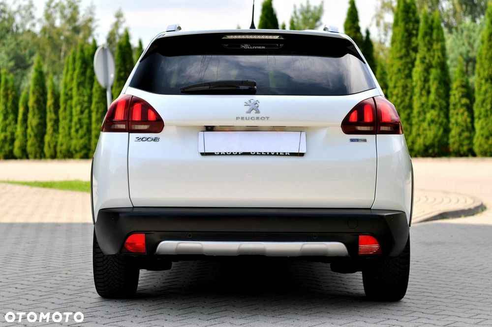 Peugeot 2008 1.2 VTi Allure - 9