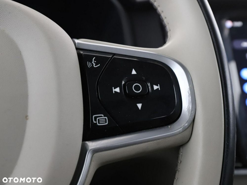 Volvo V90 Cross Country B4 D AWD Pro - 31