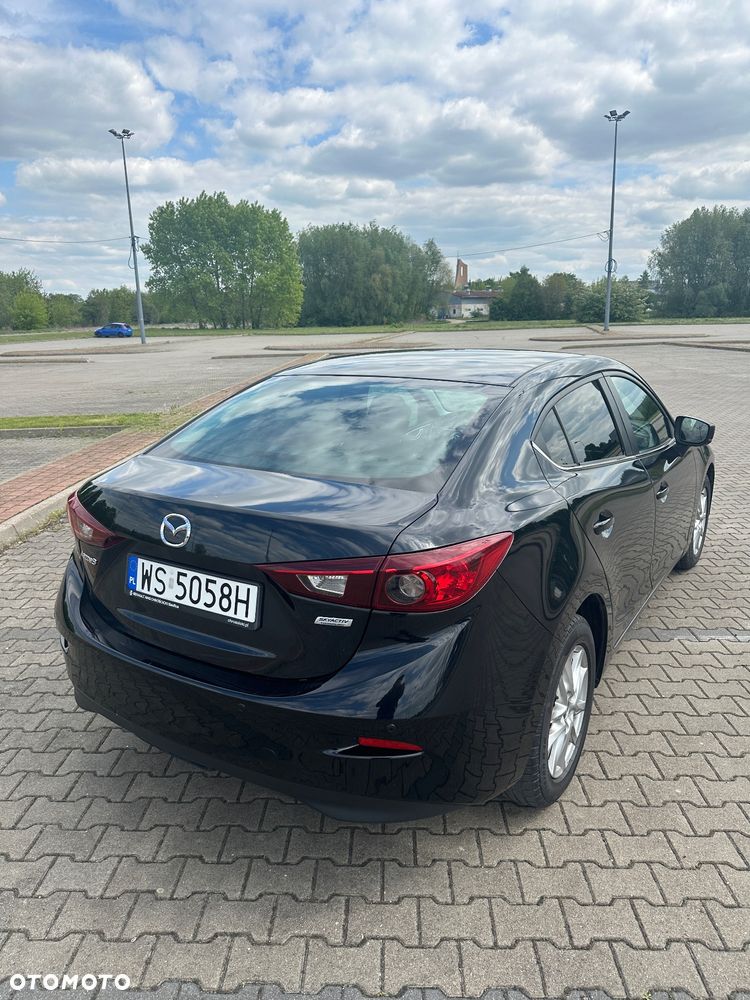 Mazda 3 - 4