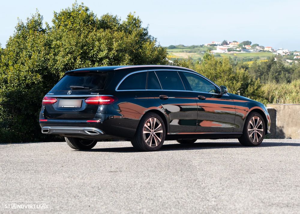 Mercedes-Benz E 300 de 4Matic 9G-TRONIC - 4