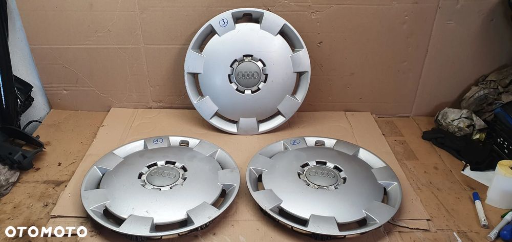 Kołpaki dekle Audi A3 A4 R16 8P0601147A - 1