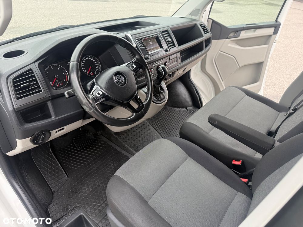 Volkswagen Transporter. LONG - 13