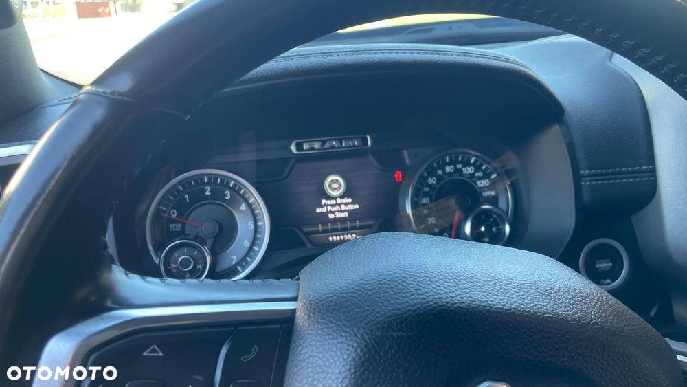 RAM 1500 5.7 Crew Cab Laramie - 11