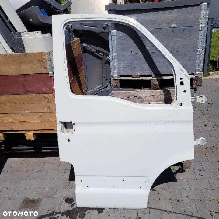 DRZWI IVECO DAILY MASTER MASCOTT PRAWE - 1