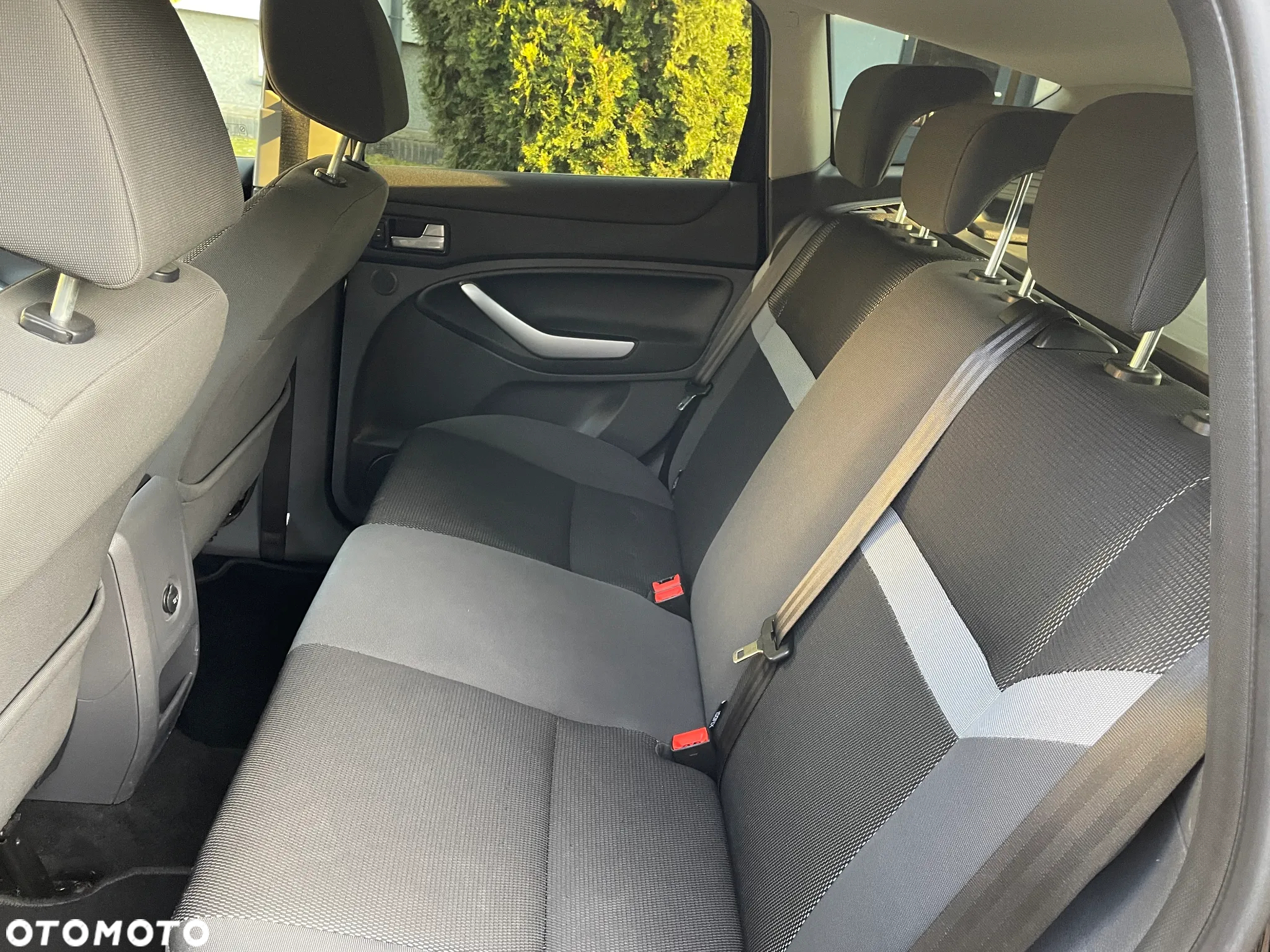 Ford Kuga 2.0 TDCi 2x4 Trend - 31