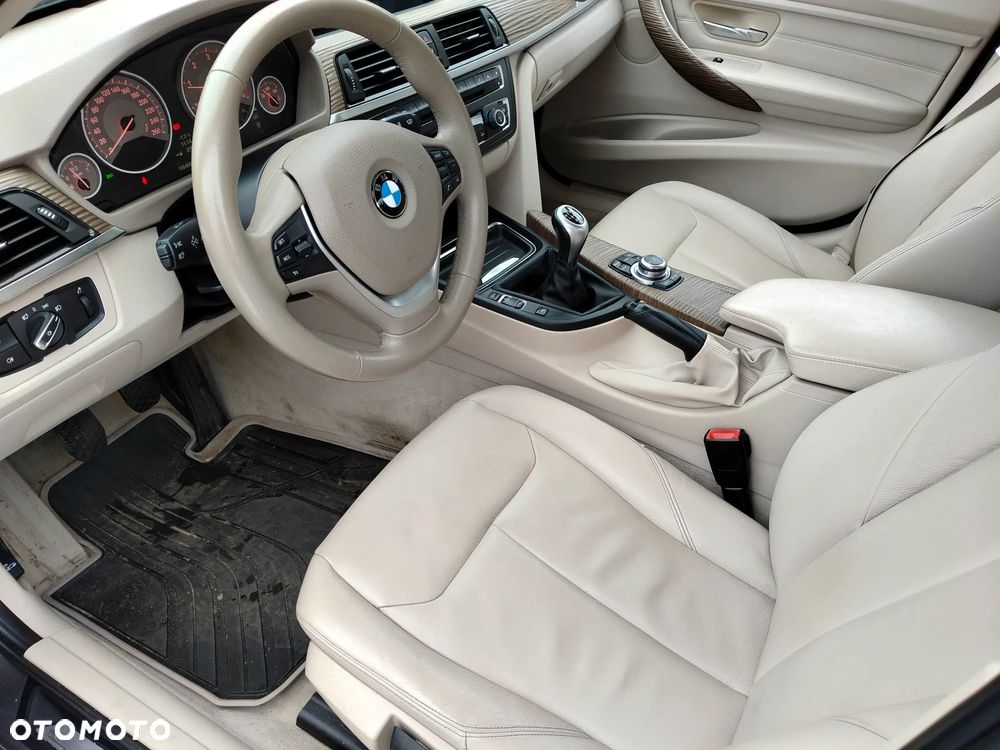 BMW Seria 3 320d Blue Performance Modern Line - 19