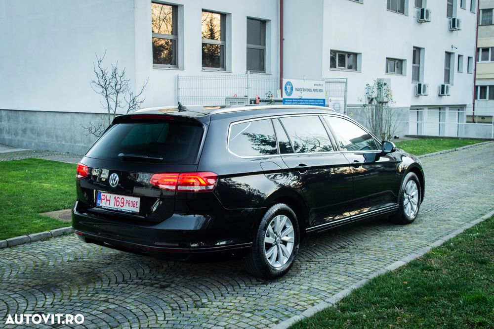 Volkswagen Passat 2.0 TDI SCR Highline - 34