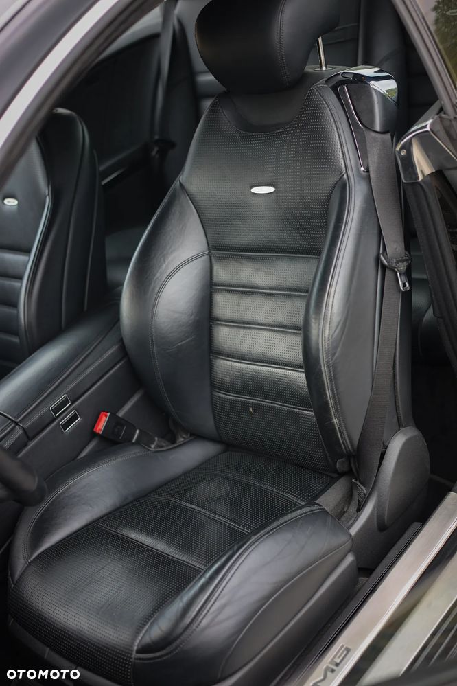Mercedes-Benz CL 63 AMG - 26