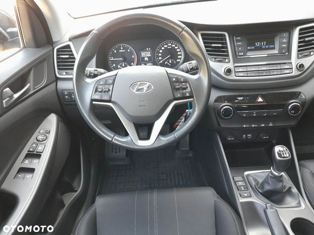 Hyundai Tucson 1.7 CRDI BlueDrive Classic 2WD - 13