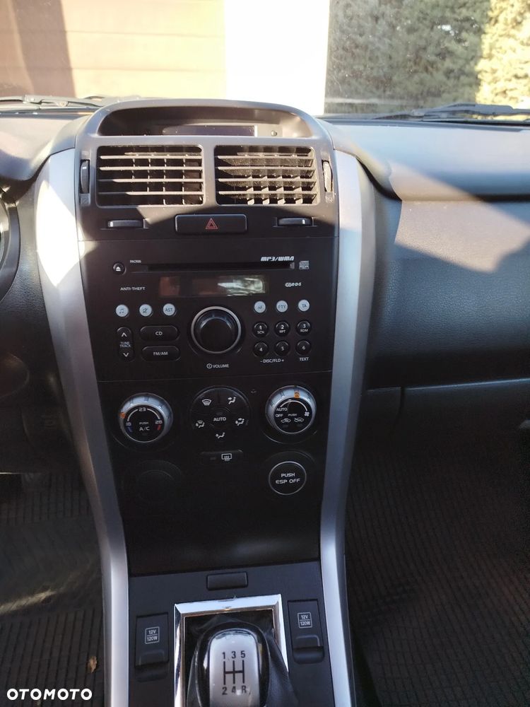 Suzuki Grand Vitara 1.6 - 7
