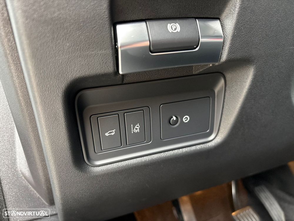 Jaguar E-Pace 2.0 i4D R-Dynamic - 13