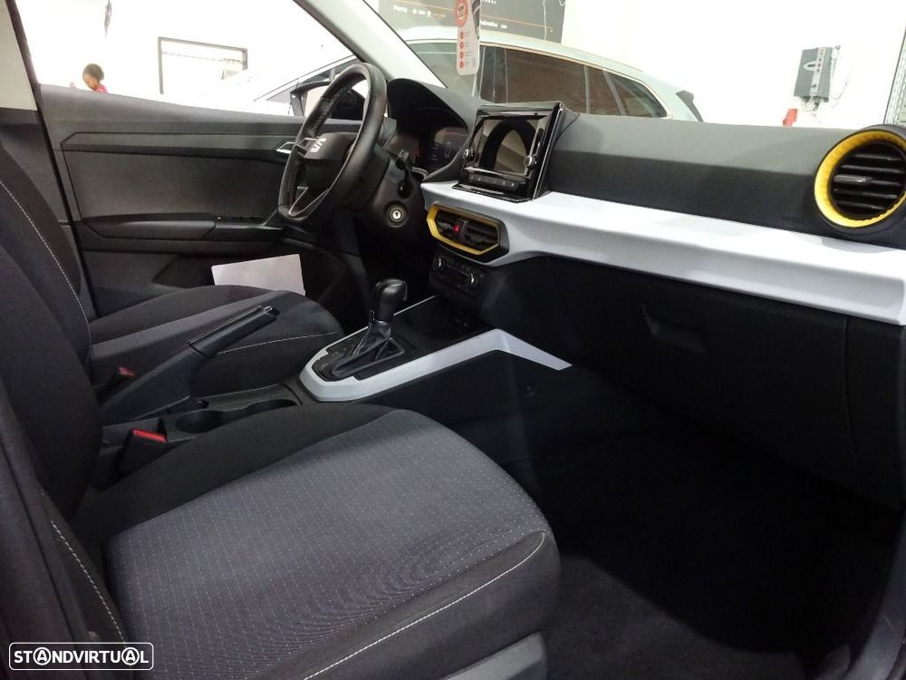 SEAT Arona 1.0 TSI Style DSG - 32