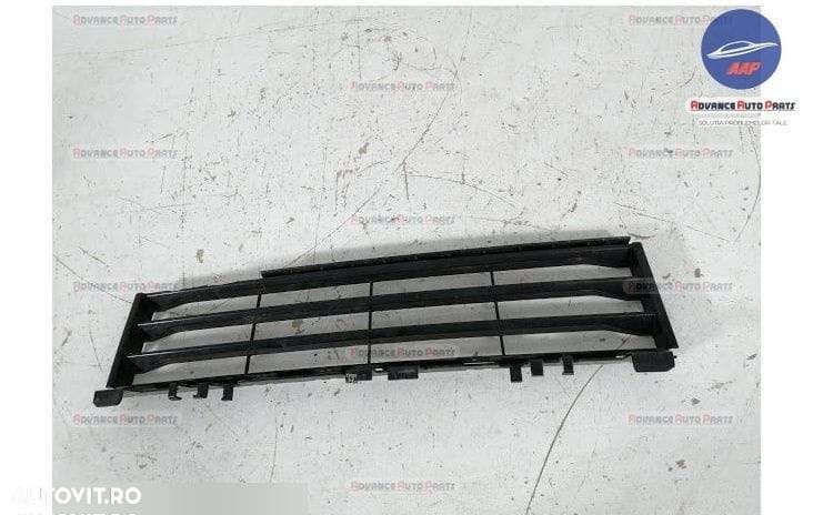 Grila Inferioara originala BMW Seria 5 G30 2016 2017 2018 2019 2020 - 2
