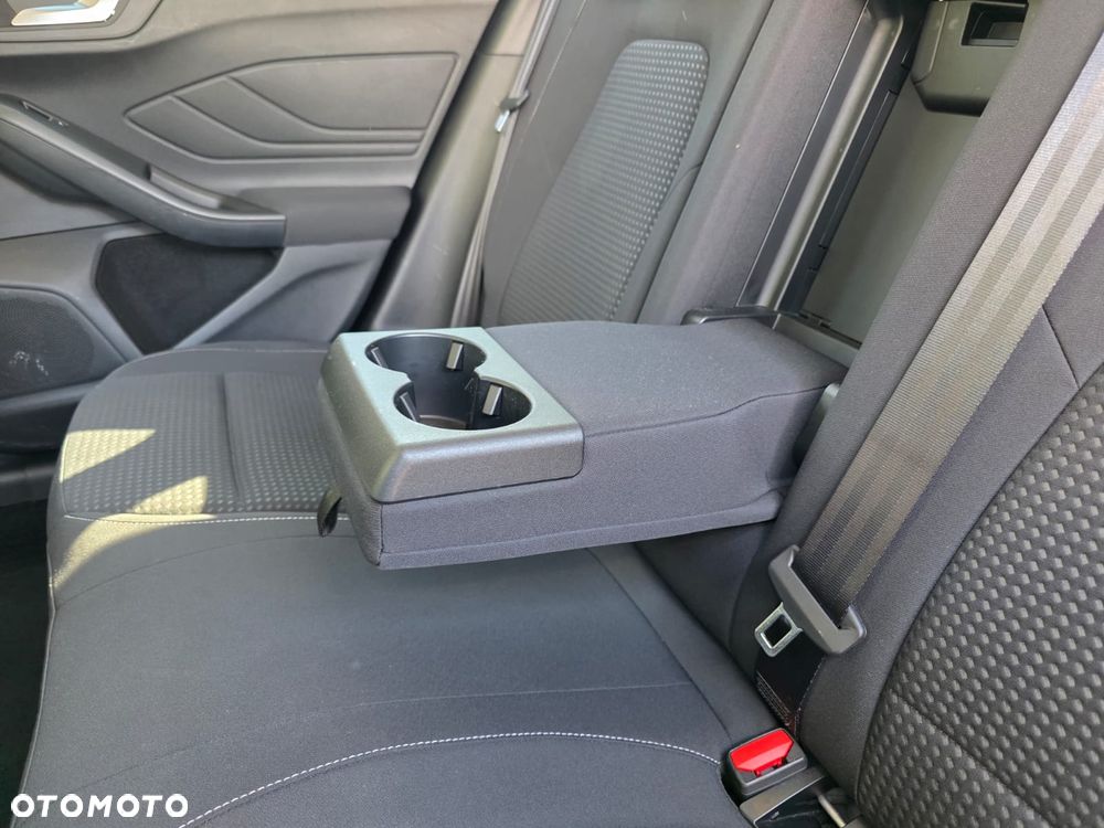 Ford Focus 1.0 EcoBoost STart-Stopp-System TITANIUM X - 28