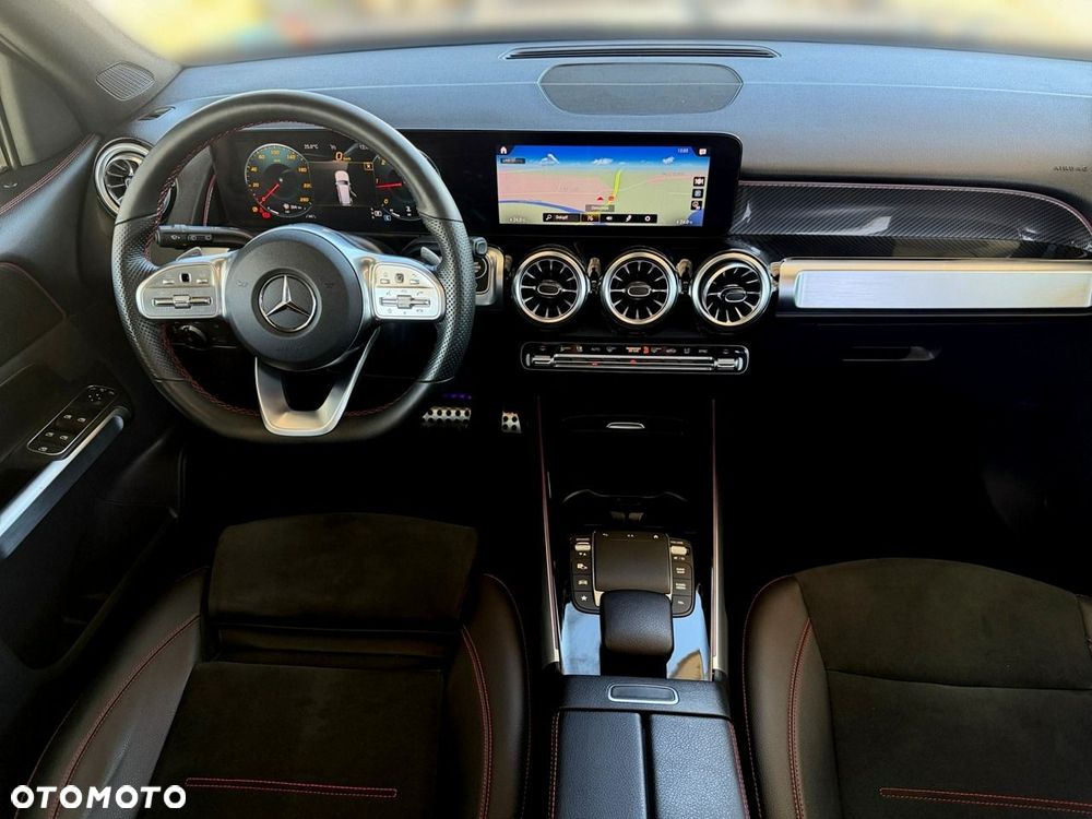 Mercedes-Benz GLB - 22