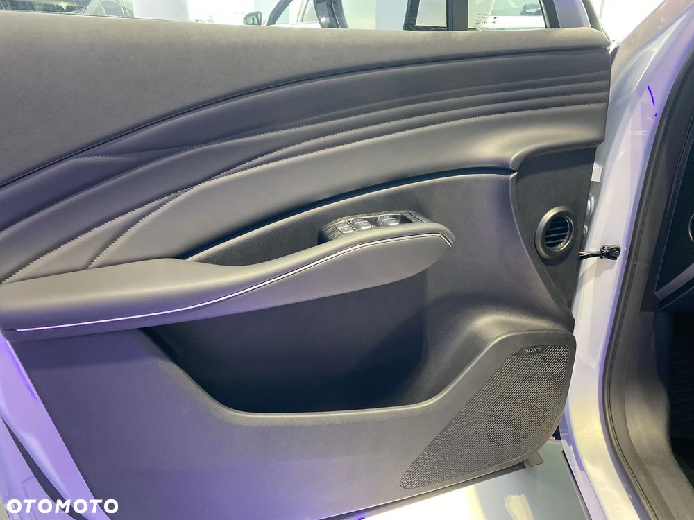 Omoda 7 1.5 T-GDi Super Hybrid Luxury - 11