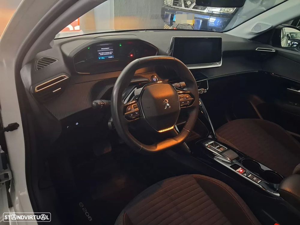Peugeot e-208 50 kWh Active - 9