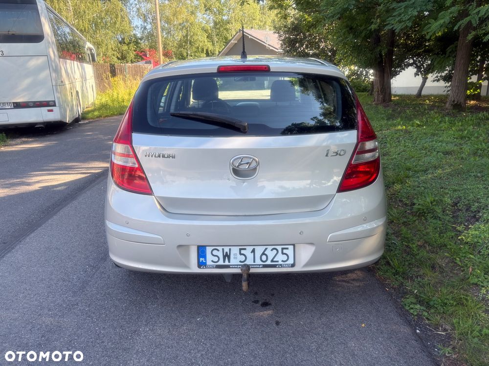 Hyundai i30 1.6 Premium EU5 - 6