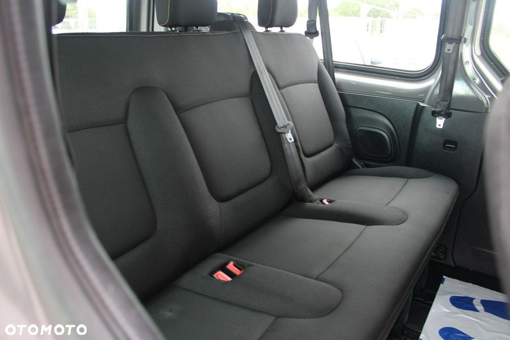 Renault Trafic - 14