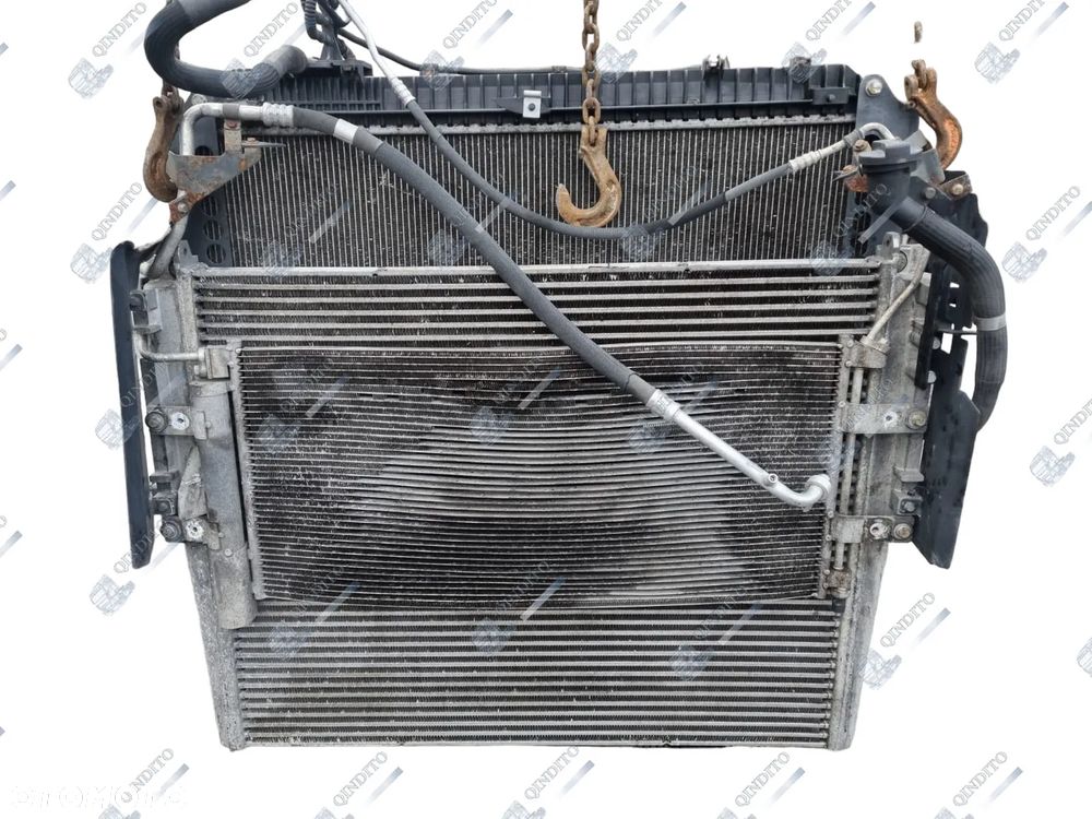 KOMPLET CHŁODNICA WODY INTERCOOLER MERCEDES ACTROS MP4 - 2