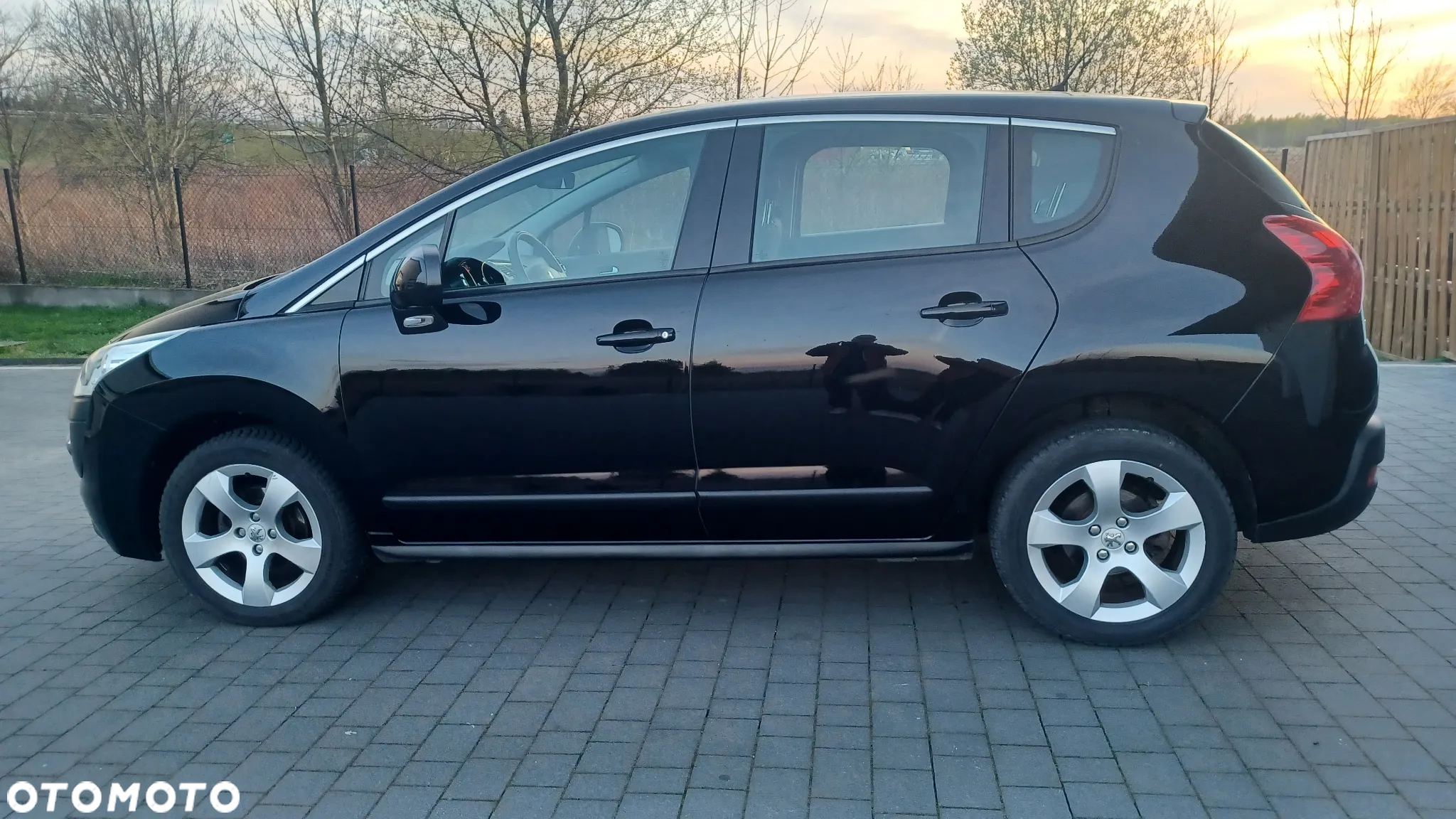 Peugeot 3008 1.6 HDi Active - 10