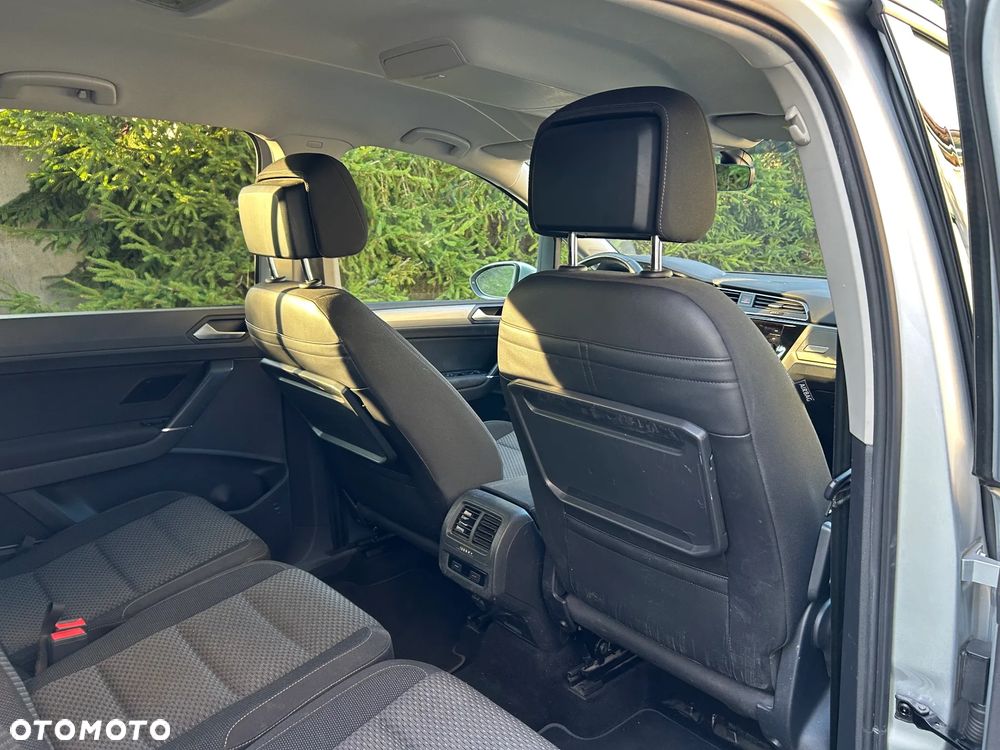 Volkswagen Touran 2.0 TDI SCR DSG Comfortline - 15