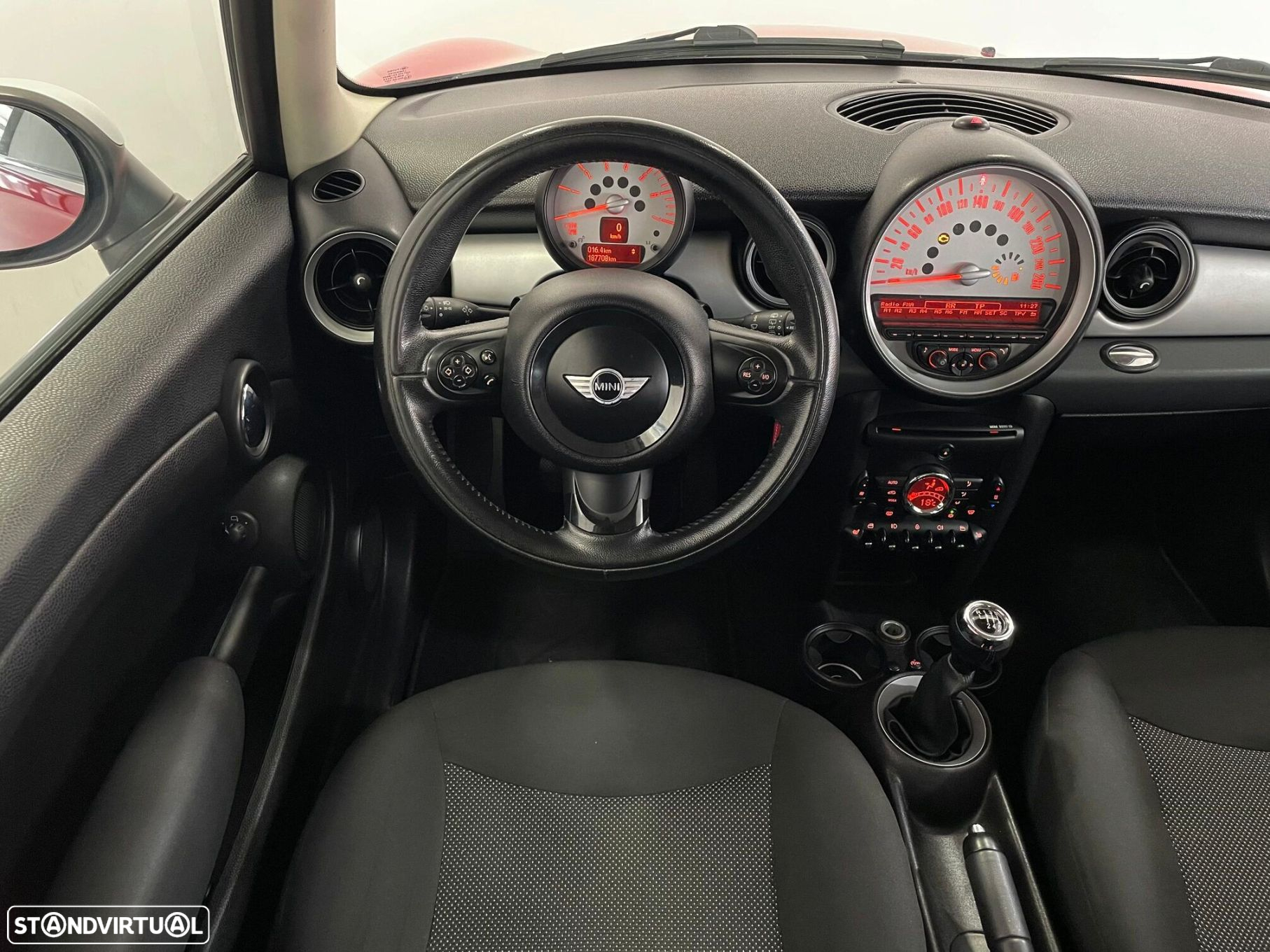 MINI 3 Portas Cooper D - 28