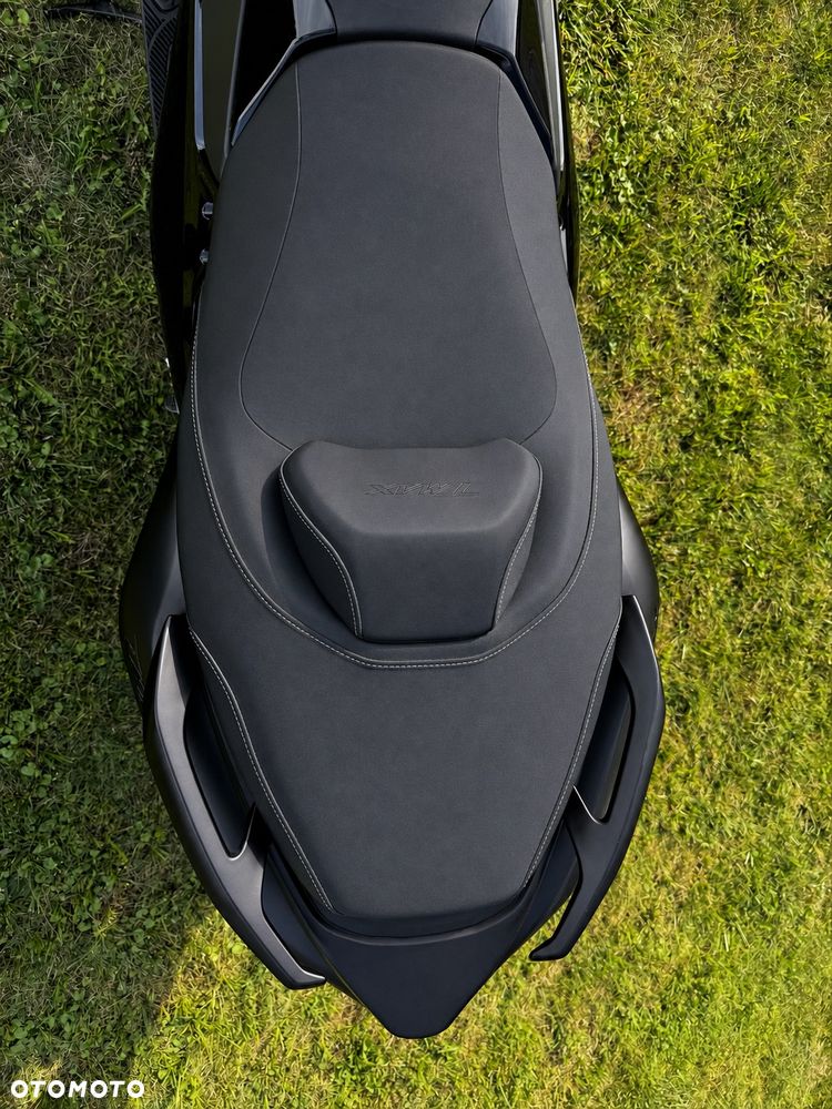 Yamaha Tmax - 7