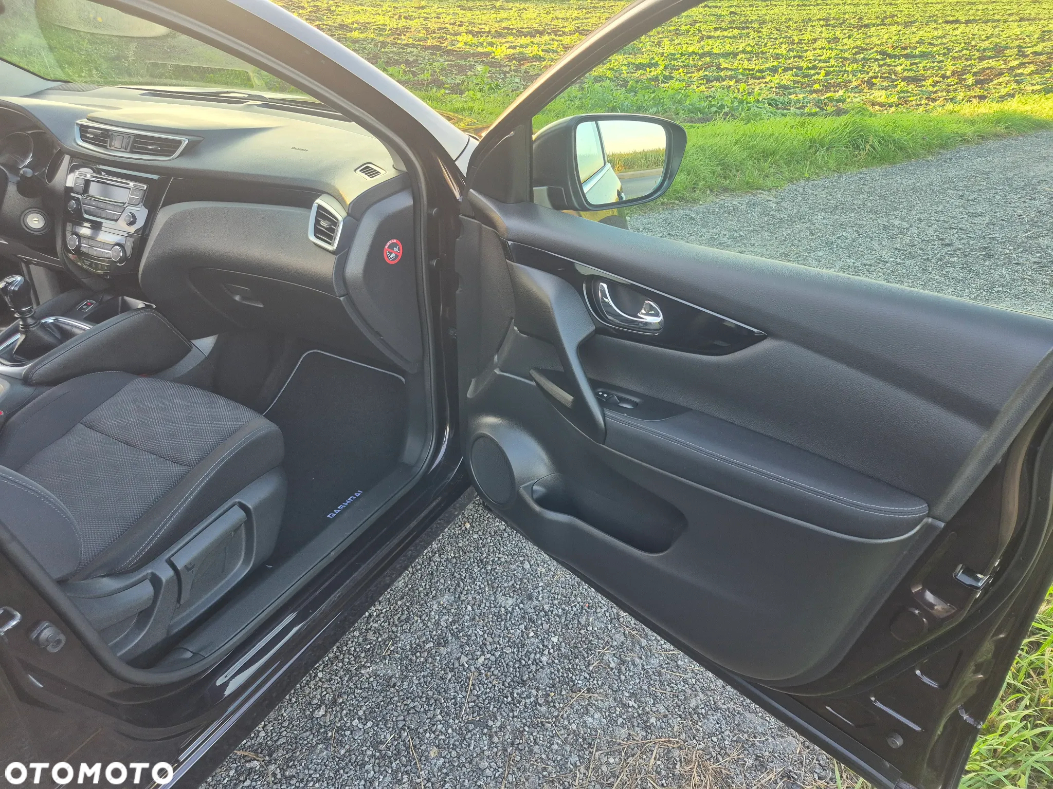 Nissan Qashqai 1.2 DIG-T N-Connecta - 23