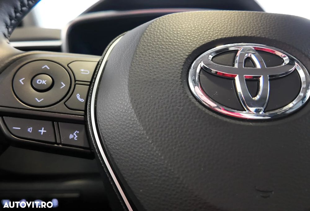 Toyota Corolla - 23