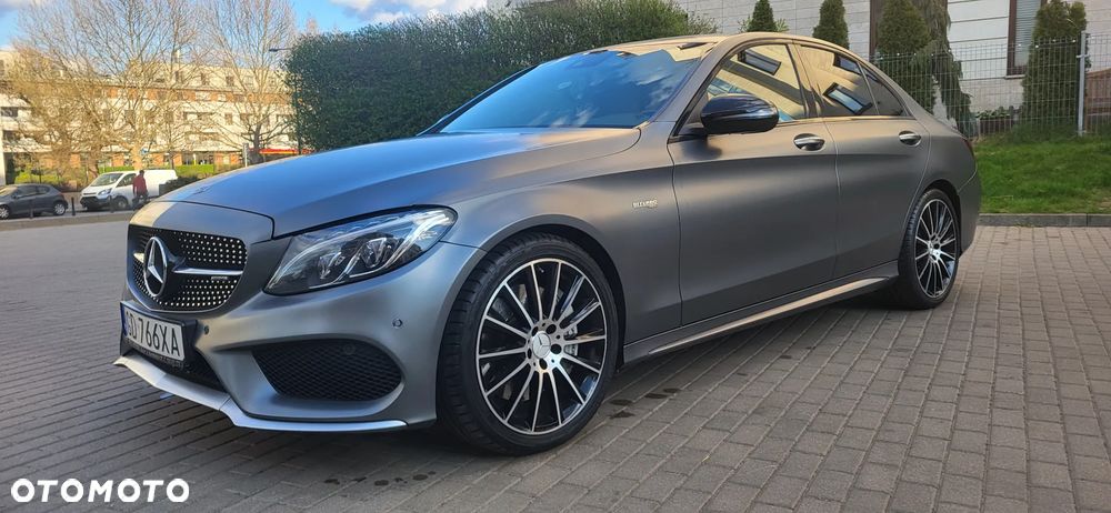 Mercedes-Benz Klasa C AMG 43 4-Matic - 1