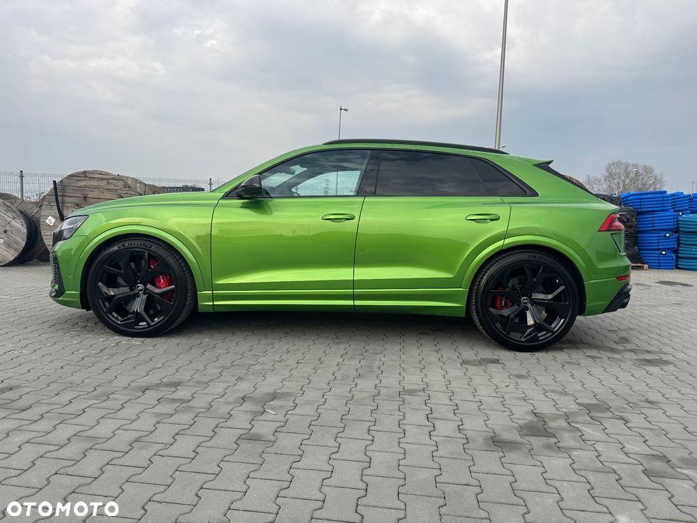 Audi RS Q8 - 4
