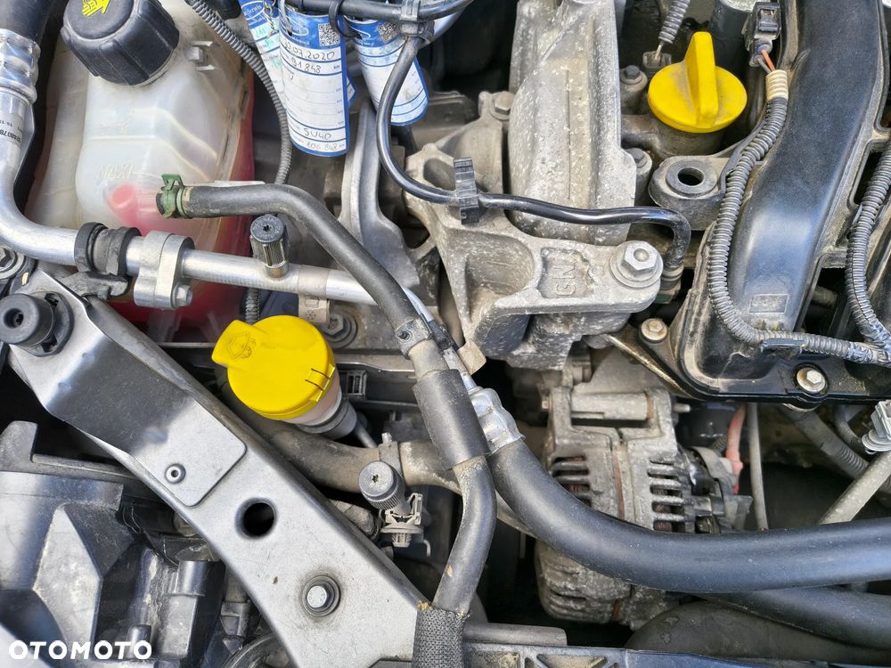 Renault Fluence 1.6 16V Color Edition - 37