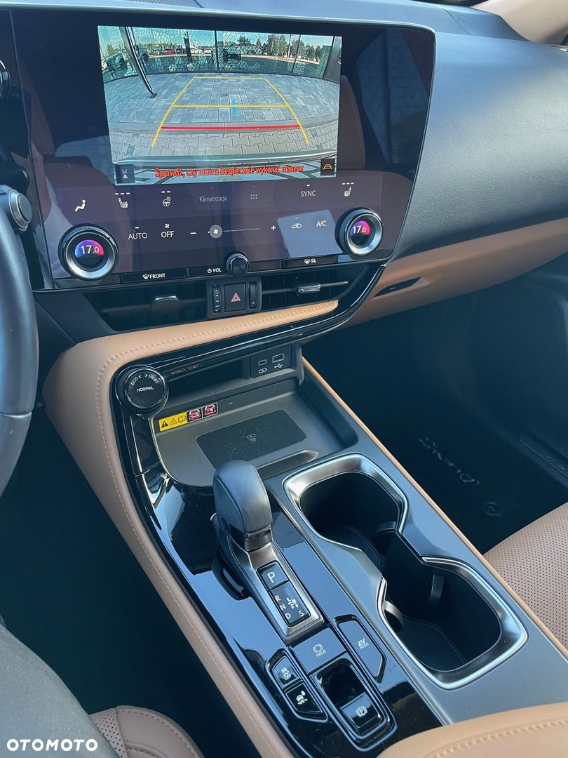 Lexus NX 350h Prestige AWD - 12