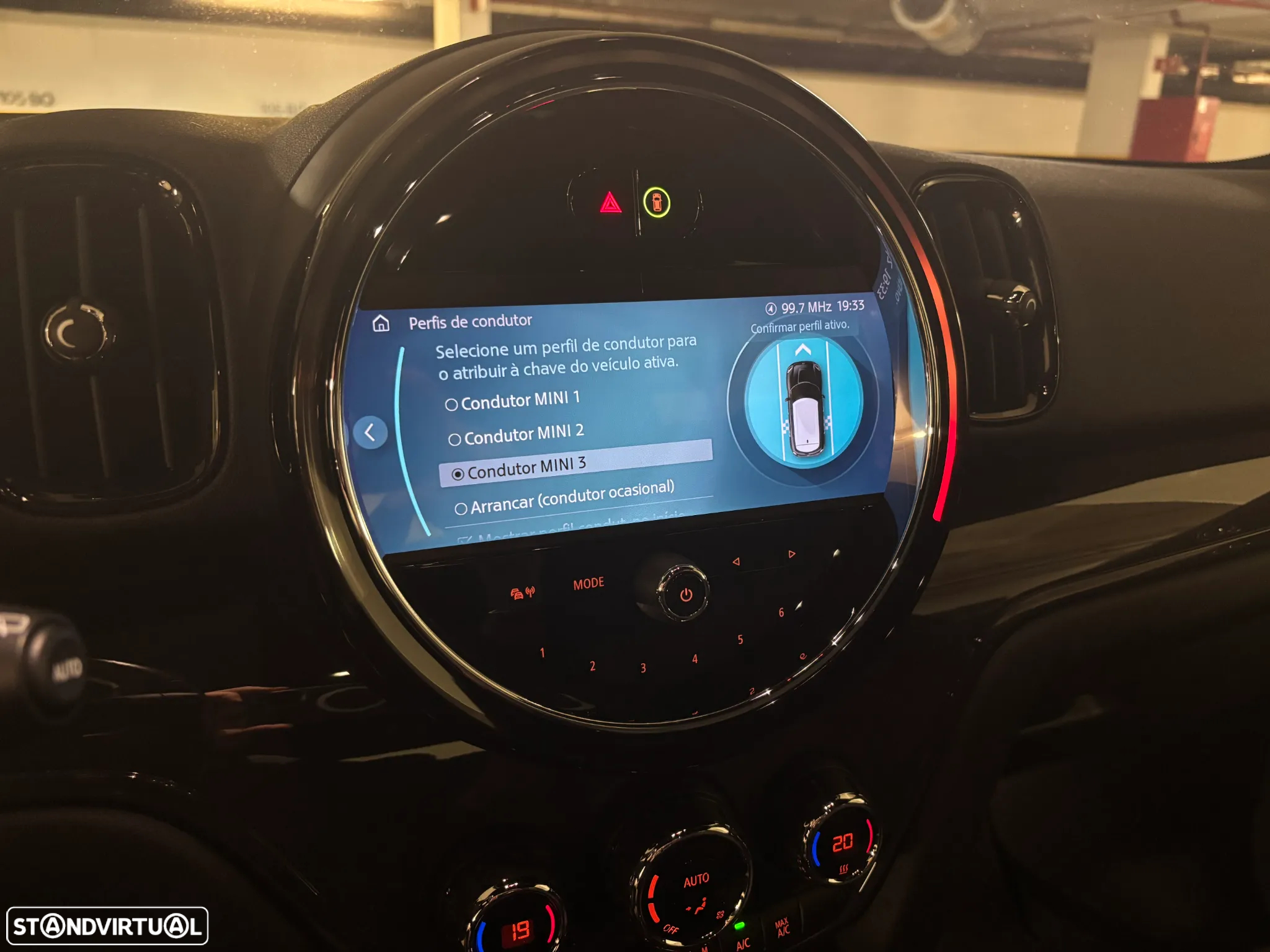 MINI Countryman Cooper D ALL4 Auto - 12