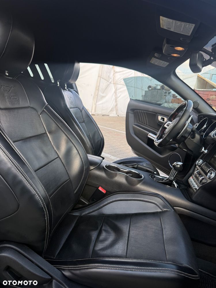 Ford Mustang 5.0 V8 GT - 20