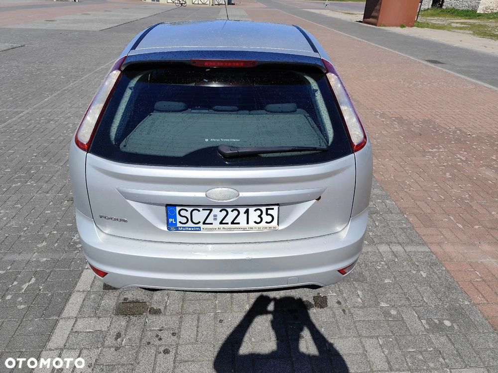 Ford Focus 1.6 Trend - 4