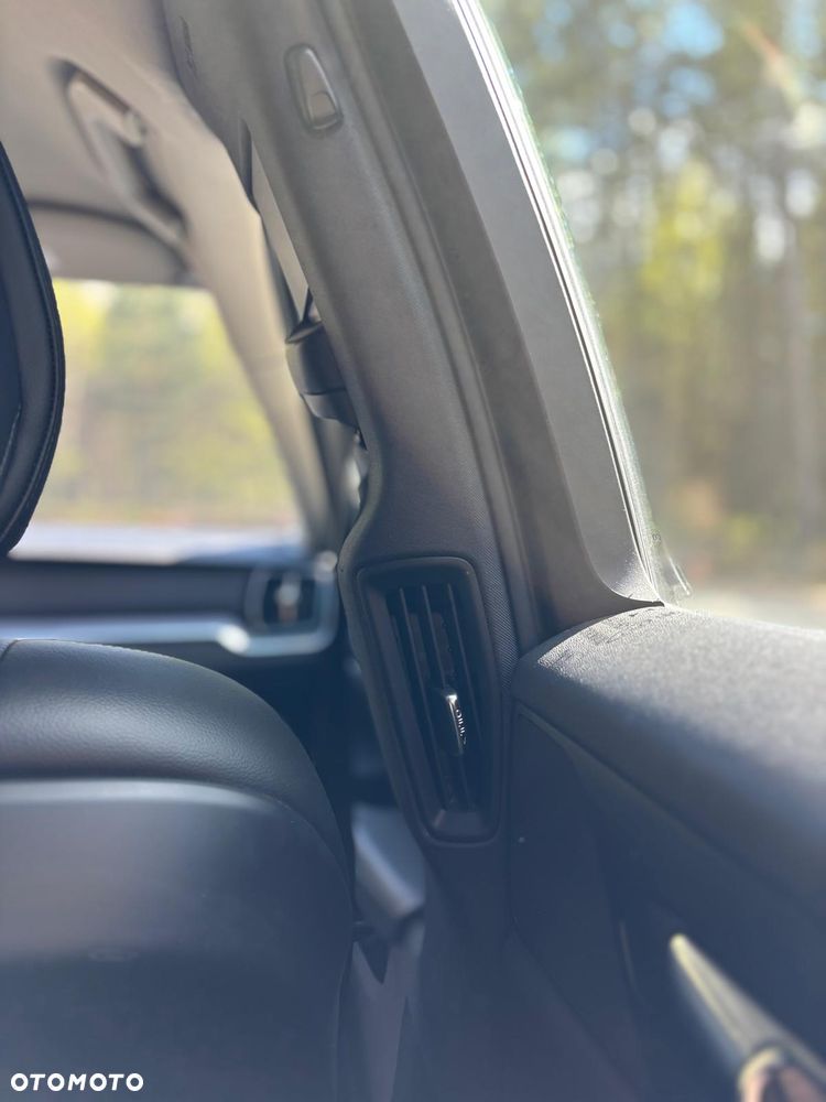 Volvo V60 T4 Momentum - 20