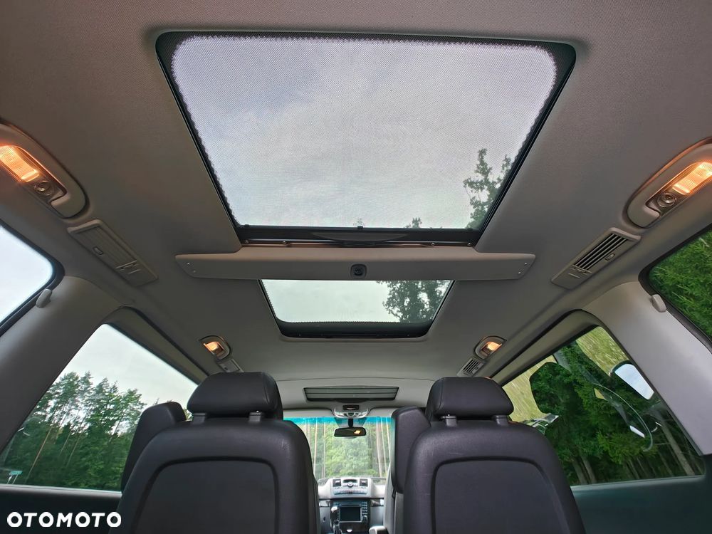 Mercedes-Benz Viano - 35