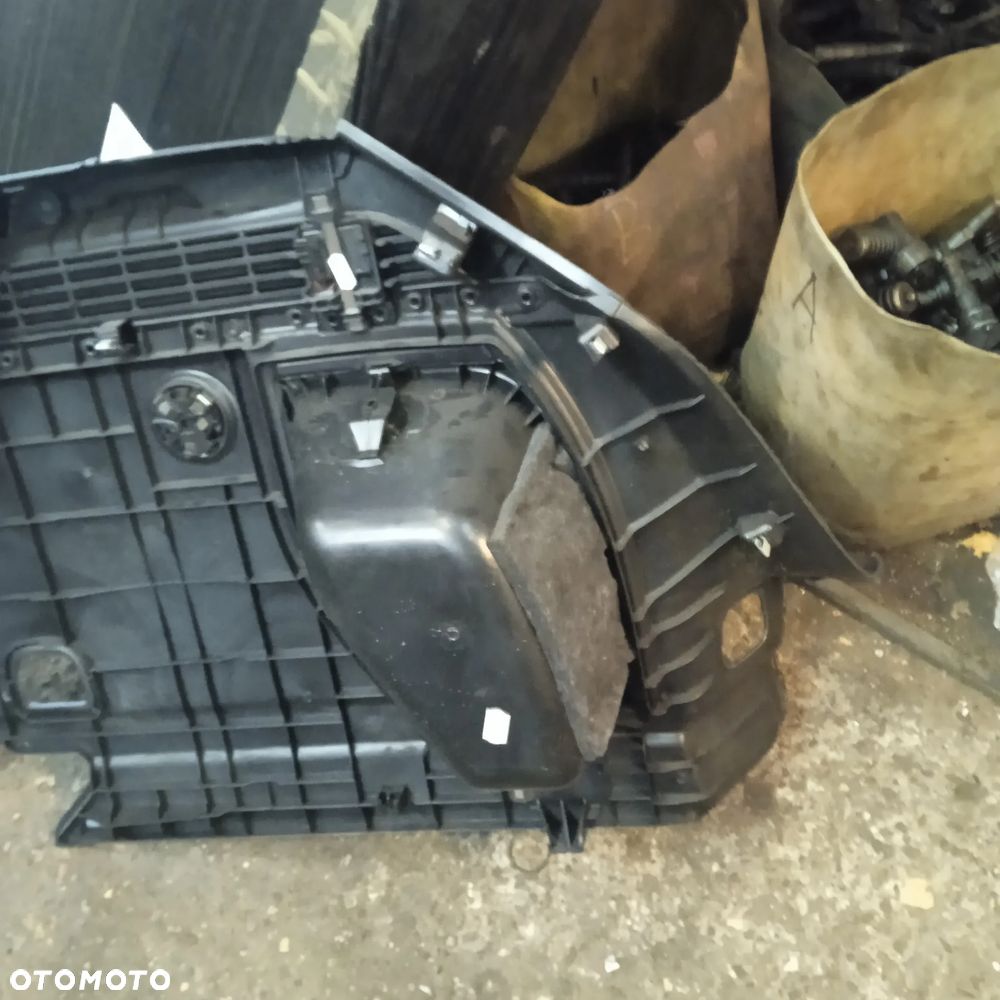 Tapicerka bagażnika boczek A3 8V hatchback 8V4863871F - 5