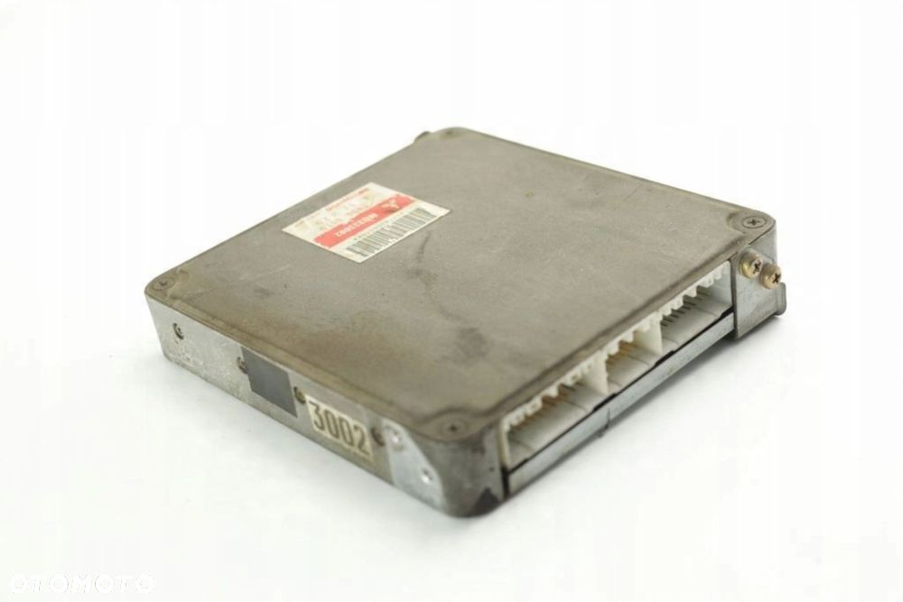 KOMPUTER STEROWNIK SILNIKA MITSUBISHI GALANT MD333002 - 3