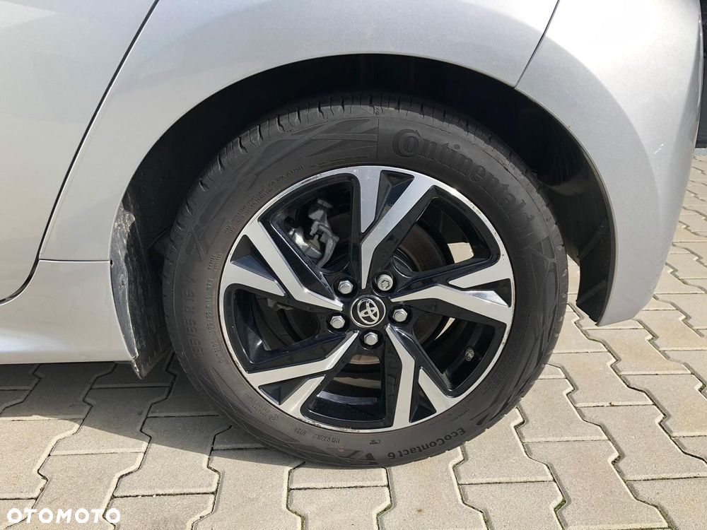 Toyota Yaris Hybrid 1.5 Style - 35